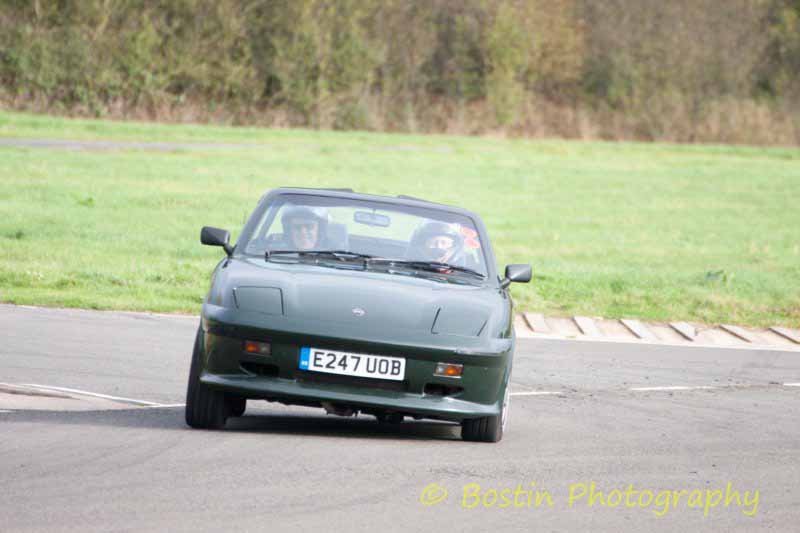 Quantum 2+2 on circuit at Curborough 2017 - photo by James Turner